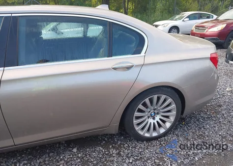 2012 BMW 750Li xDrive z USA, uszkodzony, nr VIN WBAKC8C57CC437189